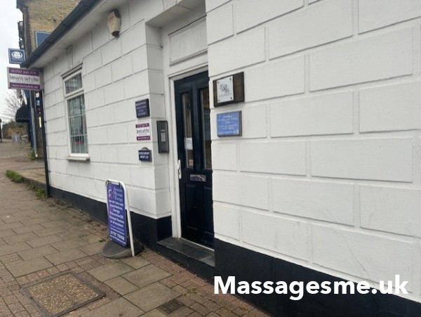 A Professional Clinical Massage Therapy Arena - Specialising In Deep Tissue, Sports, Pregnancy And Relaxing Sessions Including Scar Therapy And IASTM Plus Much More