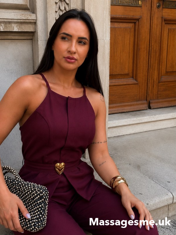 Ana Paula | Brazilian Massage Therapist In London