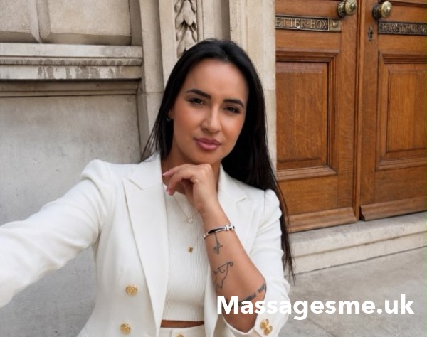 Ana Paula | Brazilian Massage Therapist | Premium Massage In London🇧🇷