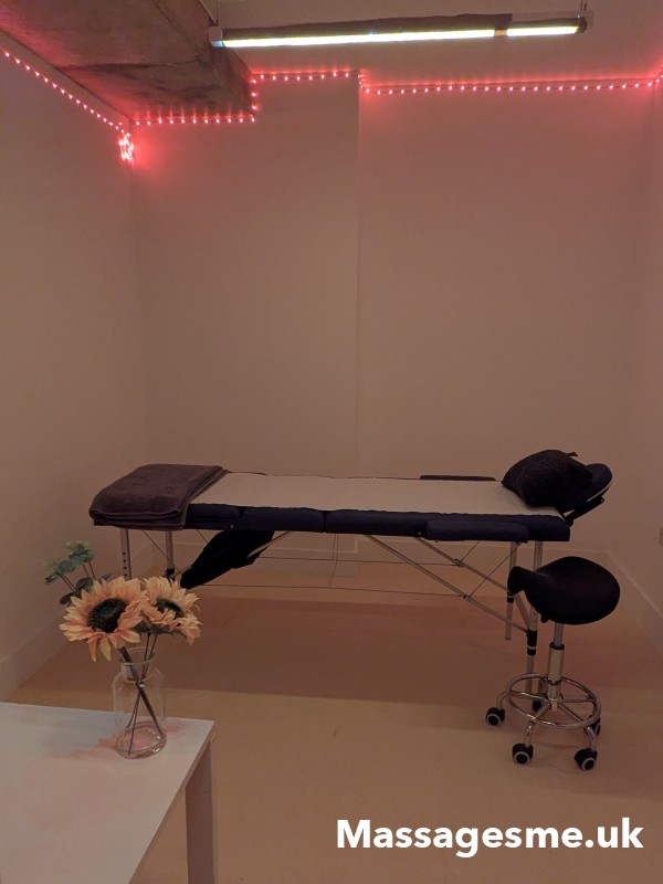 Asian Massage Therapy At Saniyas Spa In Wembley, Northwest London