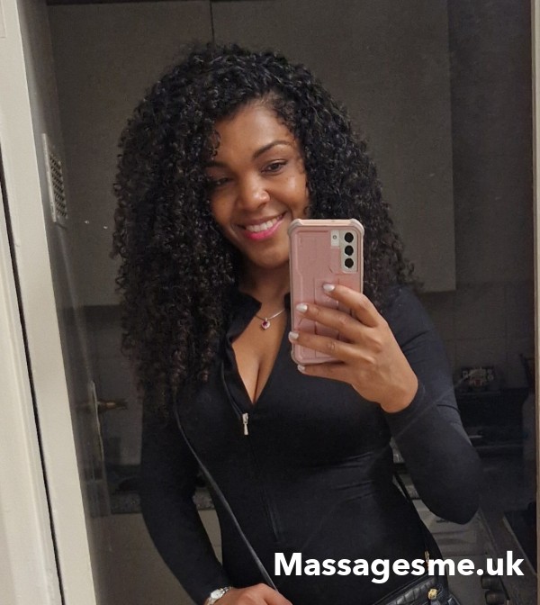 Colombian Massage Therapist. Caring Hands, Professional Touch: Releasing Tension And Restoring Balance With Warmth And Skill