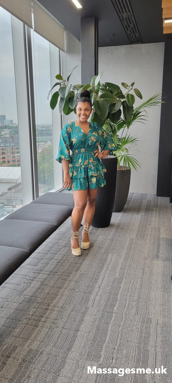 Colombian Massage Therapist. Caring Hands, Professional Touch: Releasing Tension And Restoring Balance With Warmth And Skill