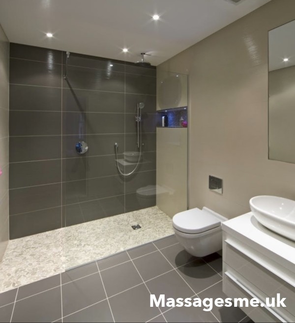 You Will Be In Good Hands I Promise - ERIK Male Massage Therapist London