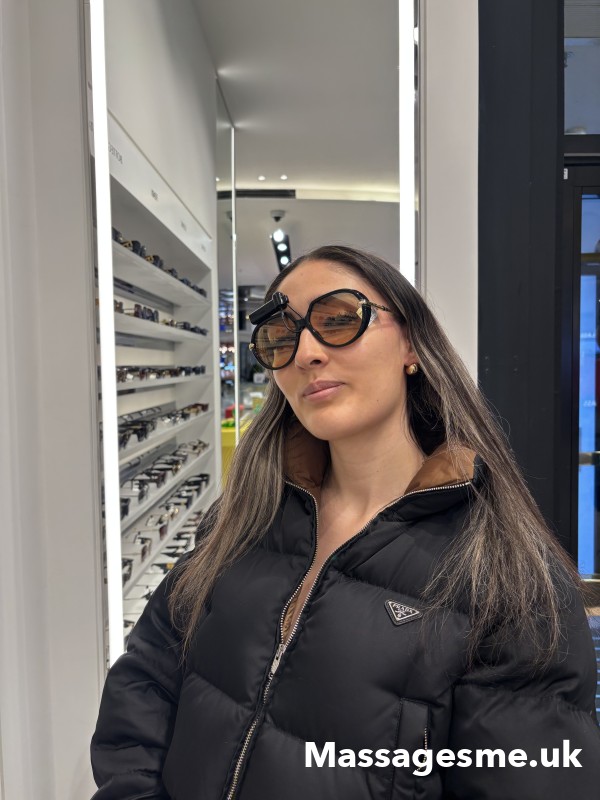 90min £90 Mondays Mobile Massage London - Professional Table Included