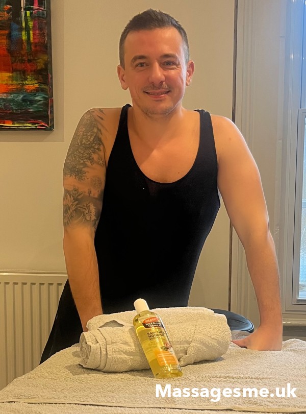 Professional And Dedicated Male Massage Therapist In Maidstone, Kent