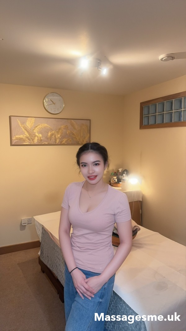 Professional Relaxing Thai Massage Services