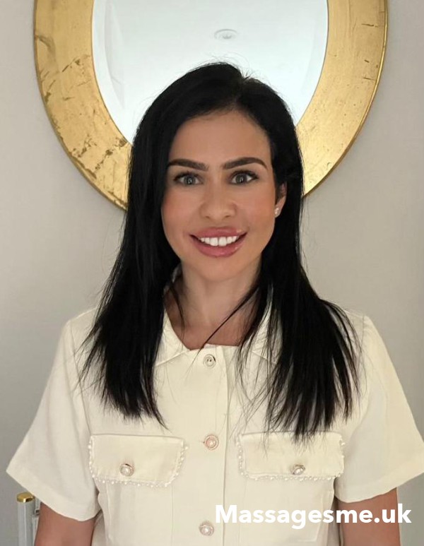Professional Relaxing Massage In London Near Knightsbridge & Mobile