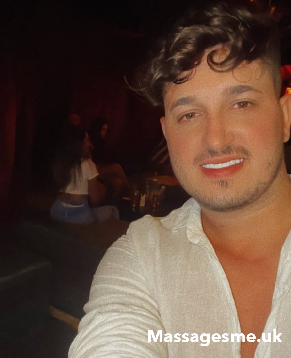 Felipe - Brazilian Mobile Massage Therapist In London