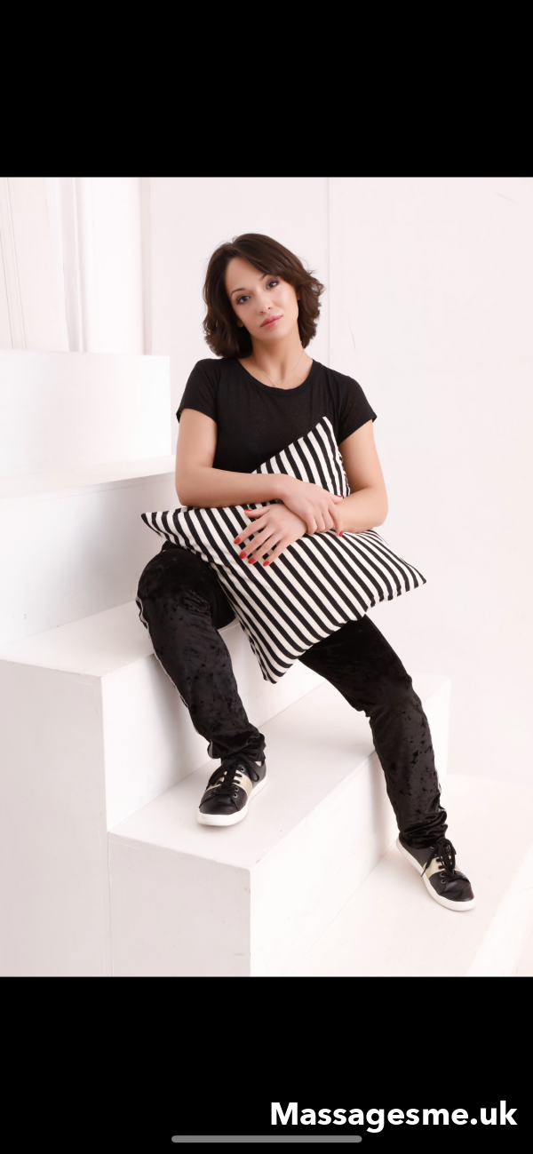 Vivian Mobile Massage Therapy In London